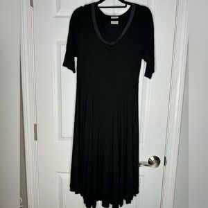 THE ARK Australia Black Midi Pleated Dress Size Small